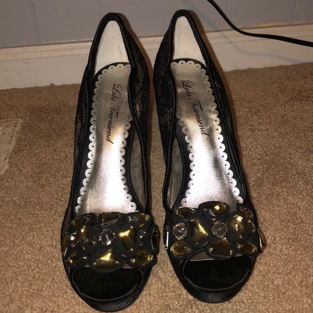 Lulu Townsend peep toe heels